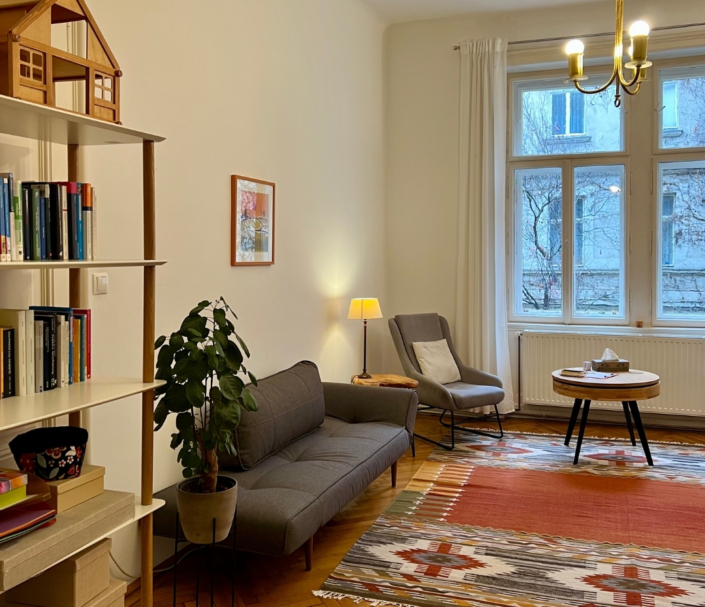 Praxis. Psychotherapie Silvia Franzelin, für Jugendliche und Erwachsene, Berggase 1090 Wien Praxis. Psychotherapie Silvia Franzelin, für Jugendliche und Erwachsene, Berggase 1090 Wien